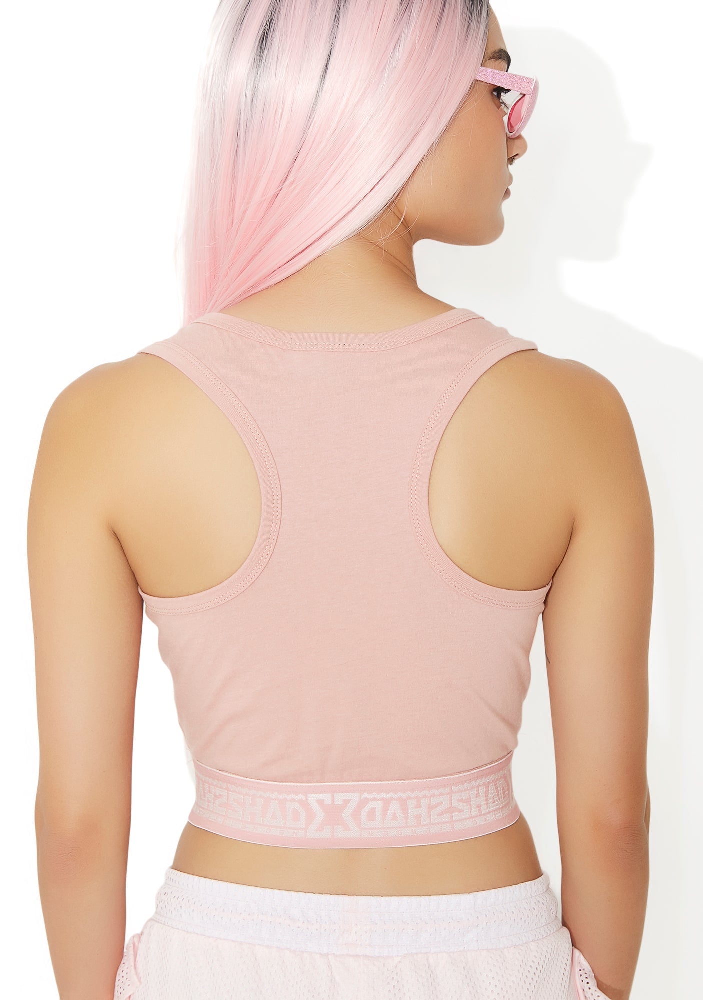 17 Sports Crop