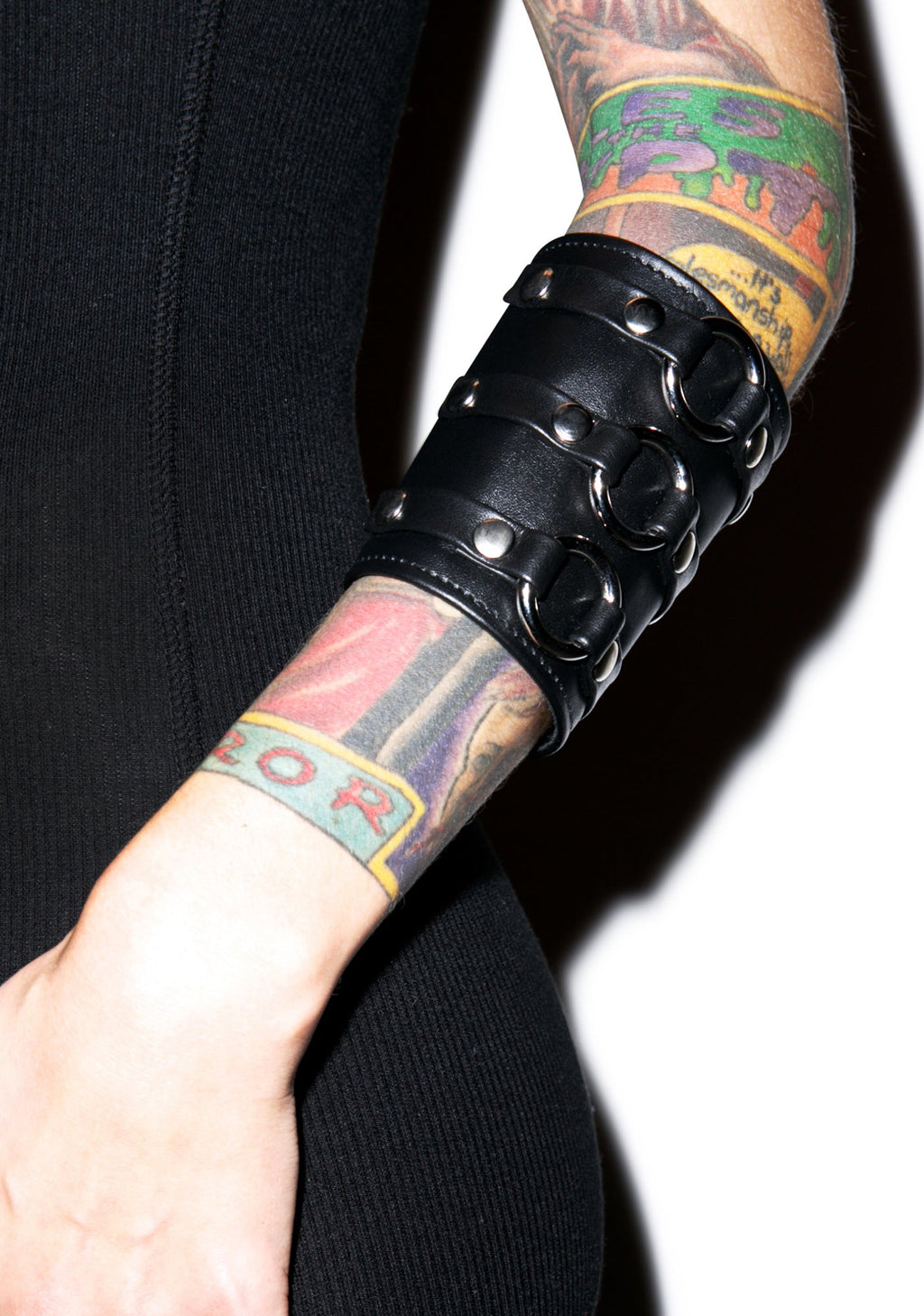 "O" Hell Yes Cuff